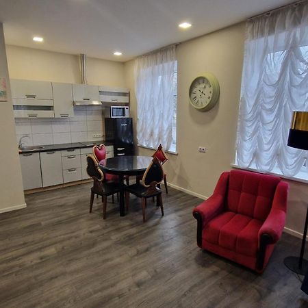 Central Hotel With Free Parking Рига Екстер'єр фото