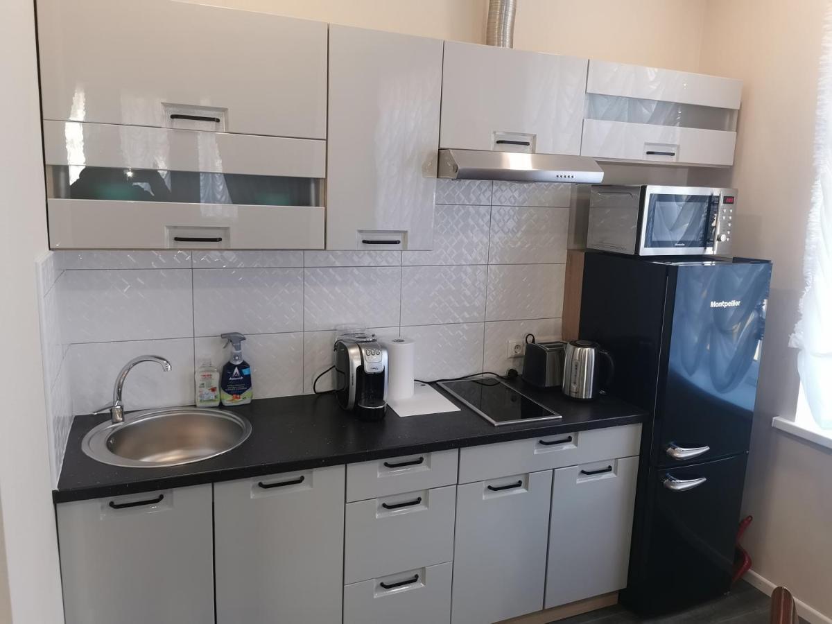 Central Hotel With Free Parking Рига Екстер'єр фото